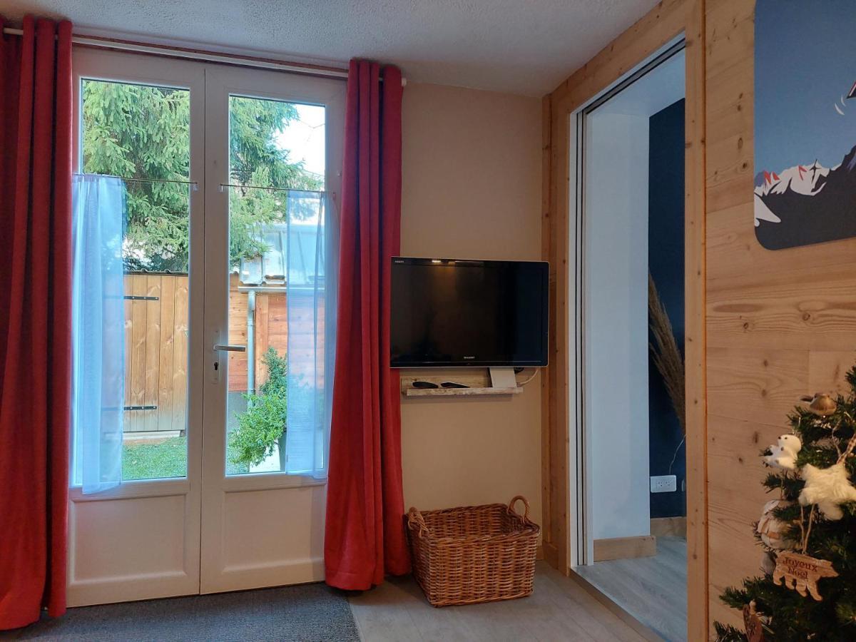 Studio Au Pied Des Montagnes Le Bourg-dʼOisans Eksteriør bilde